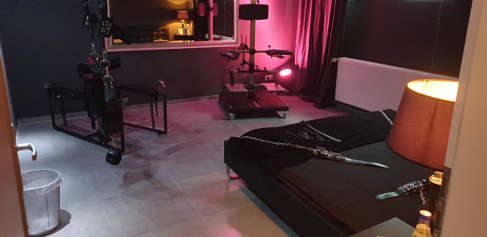Stundenzimmer in Wiesbaden!